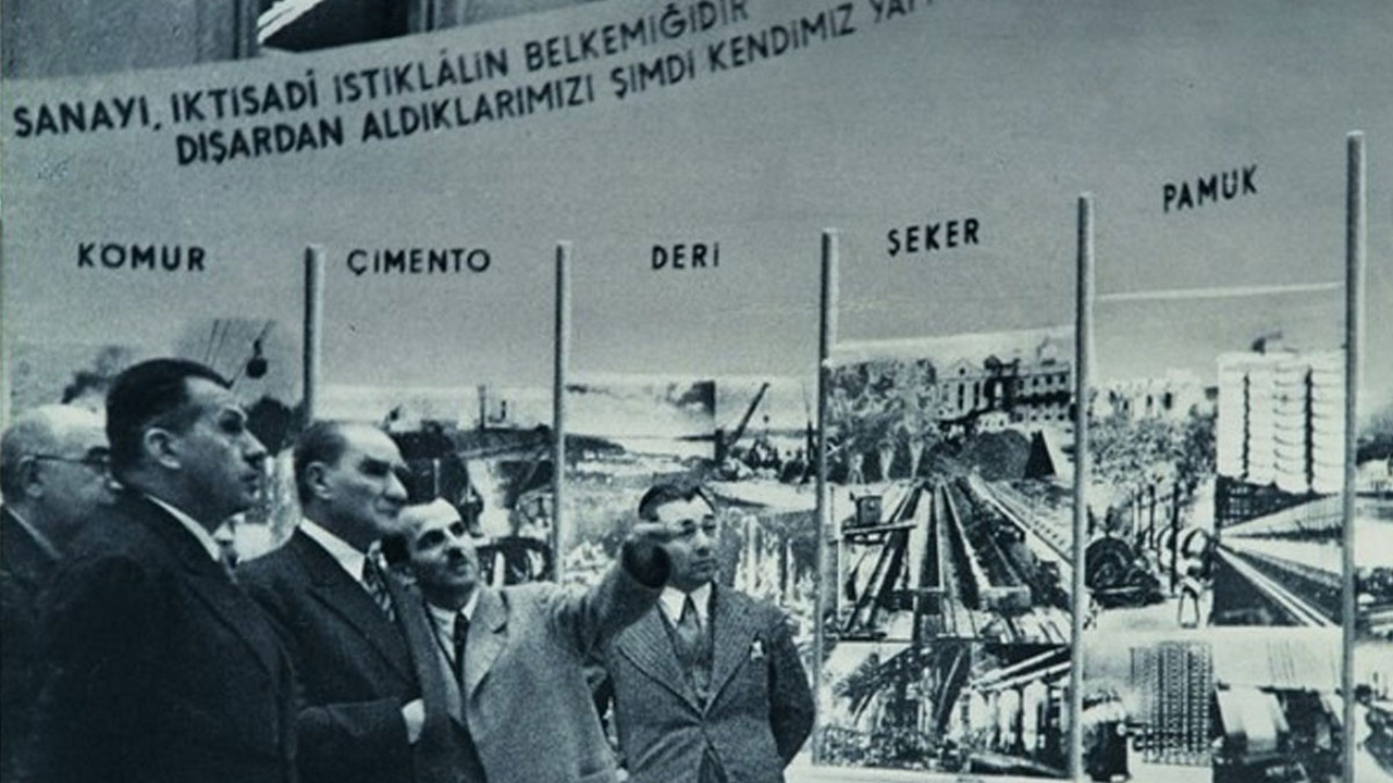 İşte Atatürk’ün ekonomik dehası. O’nun döneminde dolar Türk Lirası karşısında yıl yıl bakın nasıl erimiş