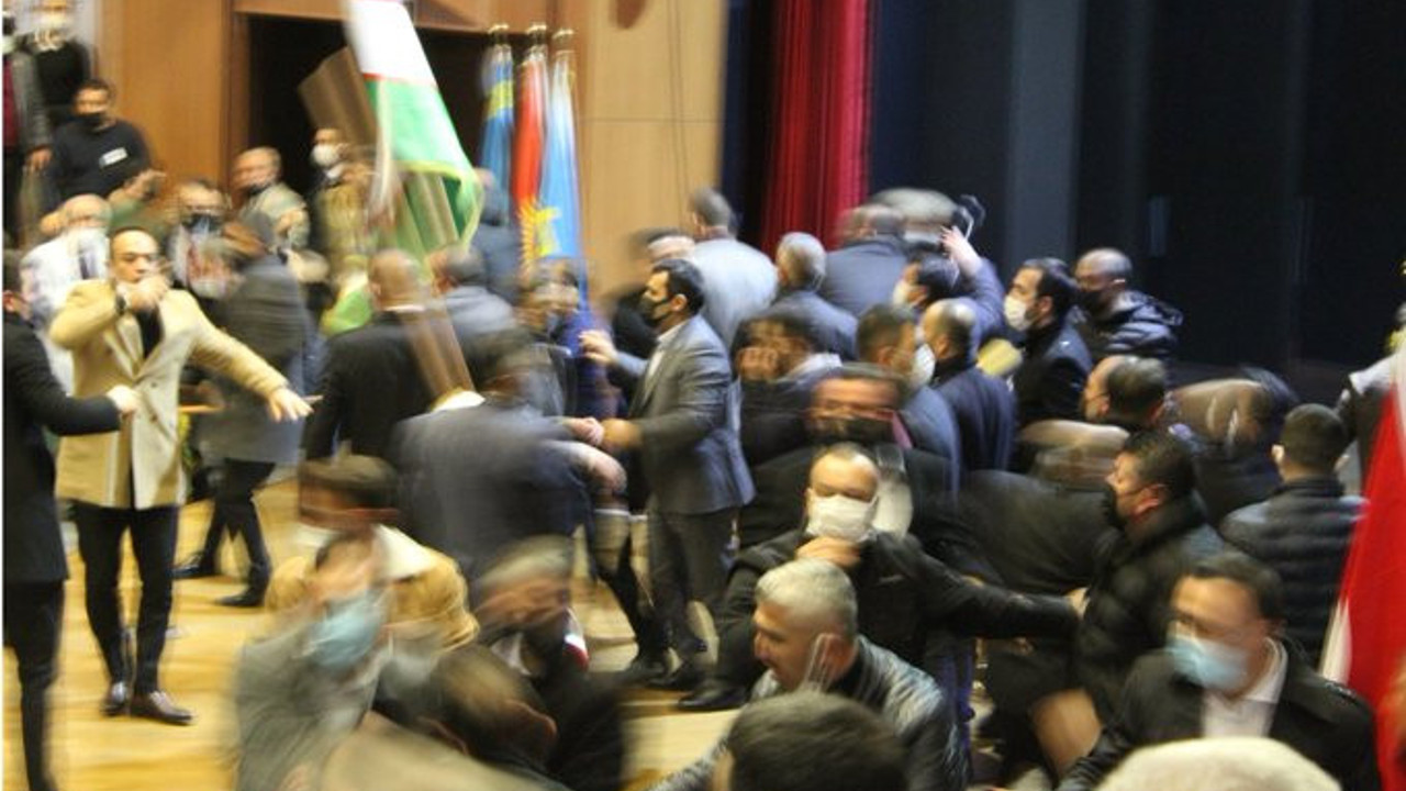 Selcan Taşçı'dan MHP'lilerin başını öne eğdirecek yazı