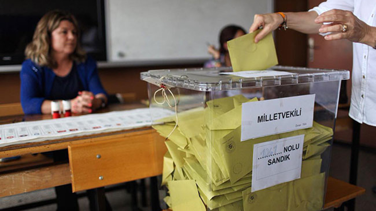 Partinin eski milletvekili hiç şaşırmayın dedi! AKP'nin son seçim kozunu açıkladı