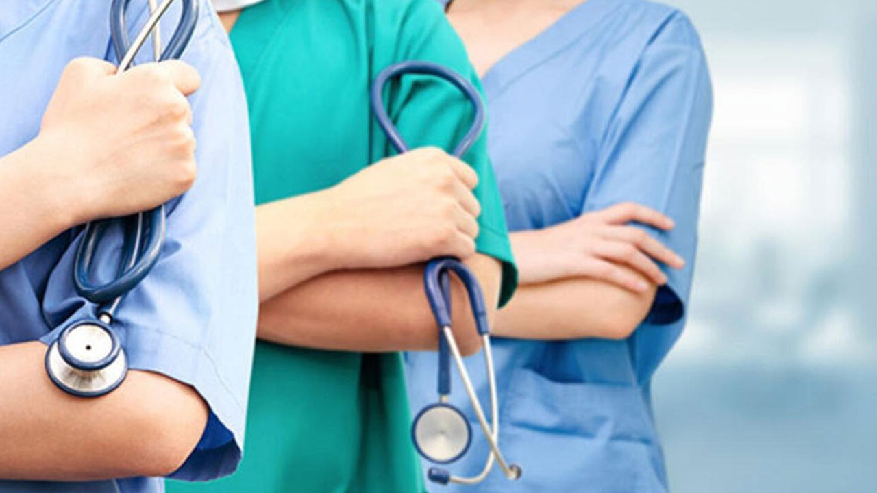 Sağlıkçılar iş bırakıyor. Atılan adımlar tepkileri dindirmedi