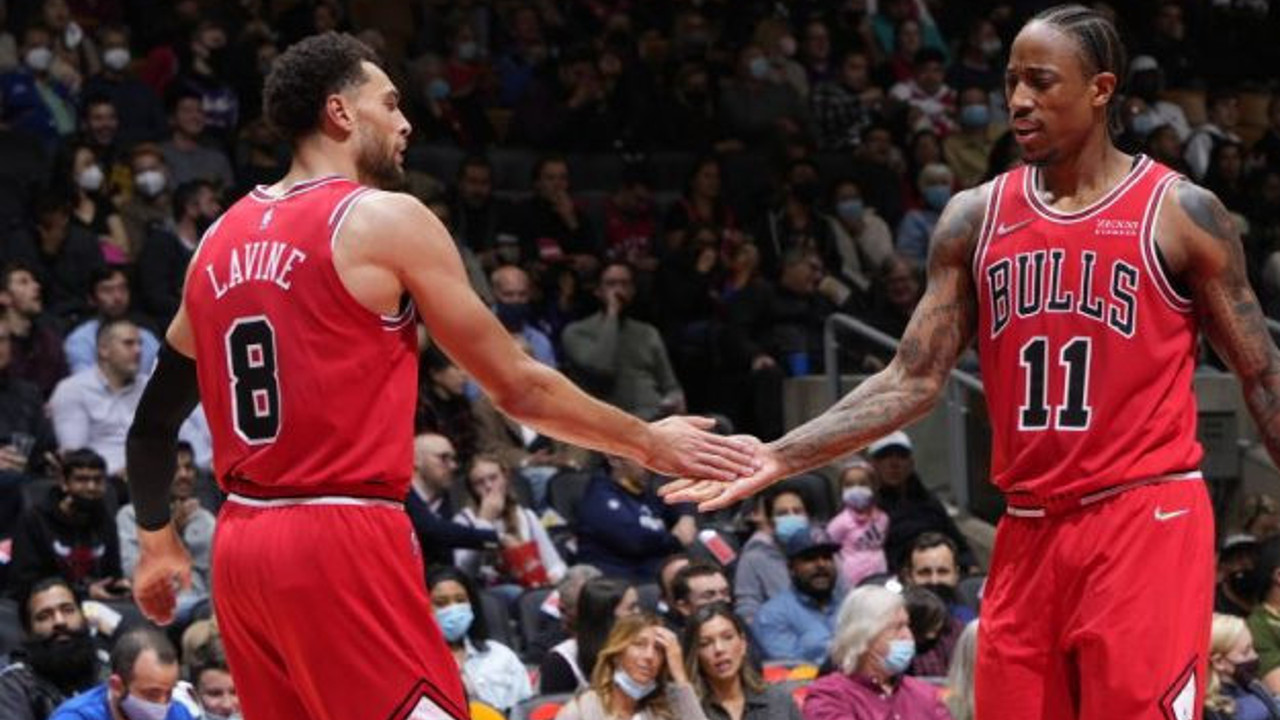 Chicago Bulls'u Zach LaVine ve DeMar DeRozan taşıdı