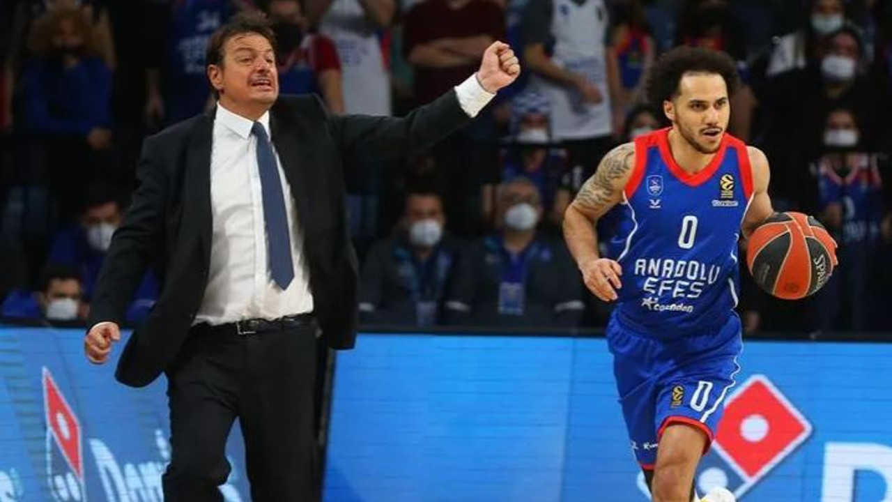 Anadolu Efes'ten hakem isyanı!