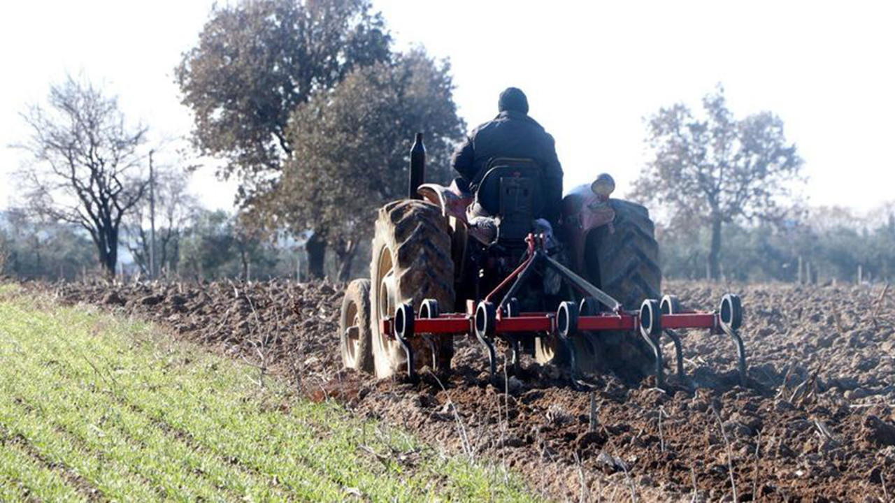 Maliyetlerle baş edemeyen çiftçi tarlalarını satmaya başladı