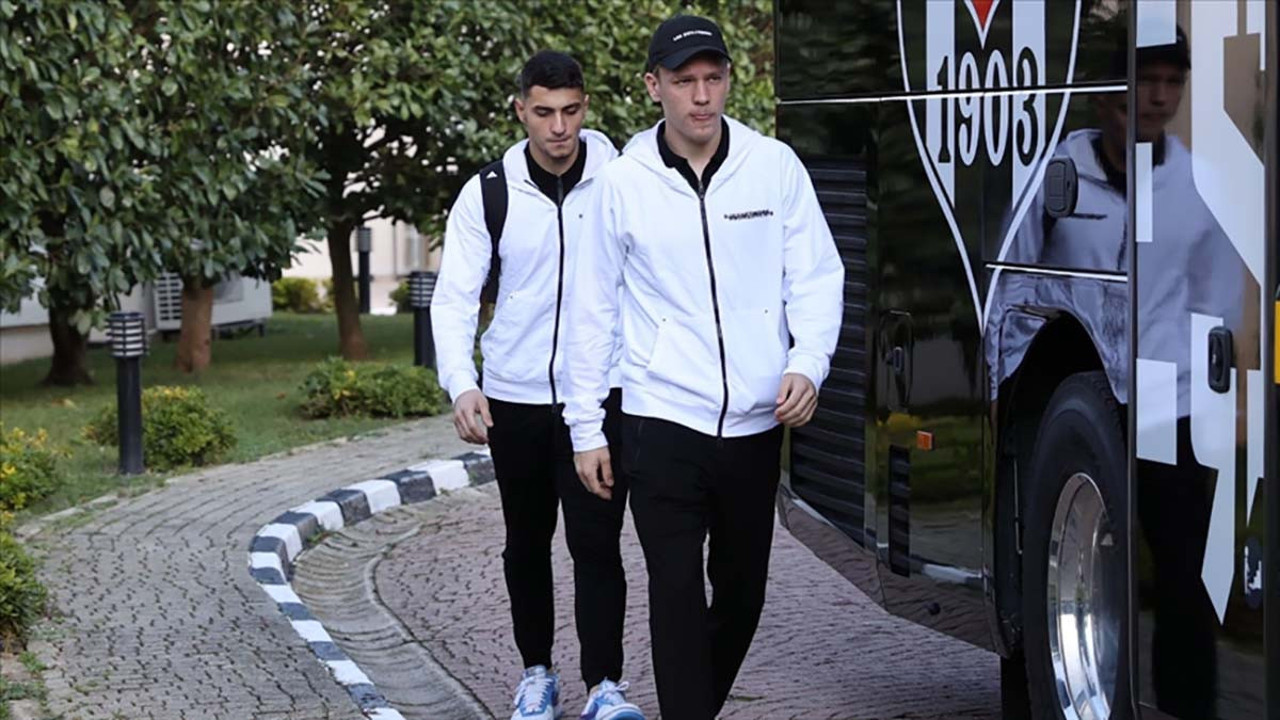 Beşiktaş, Dortmund maçı için Almanya'ya gitti