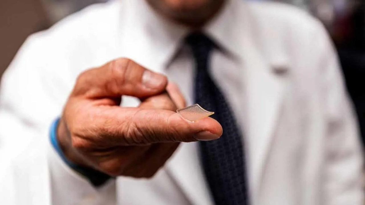 ABD'de iğne gereksinimini ortadan kaldıran 3D baskılı aşı yaması geliştirildi