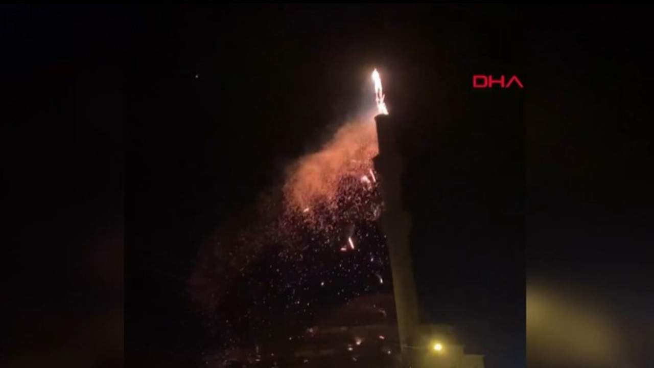 Isparta’da minareye yıldırım düştü