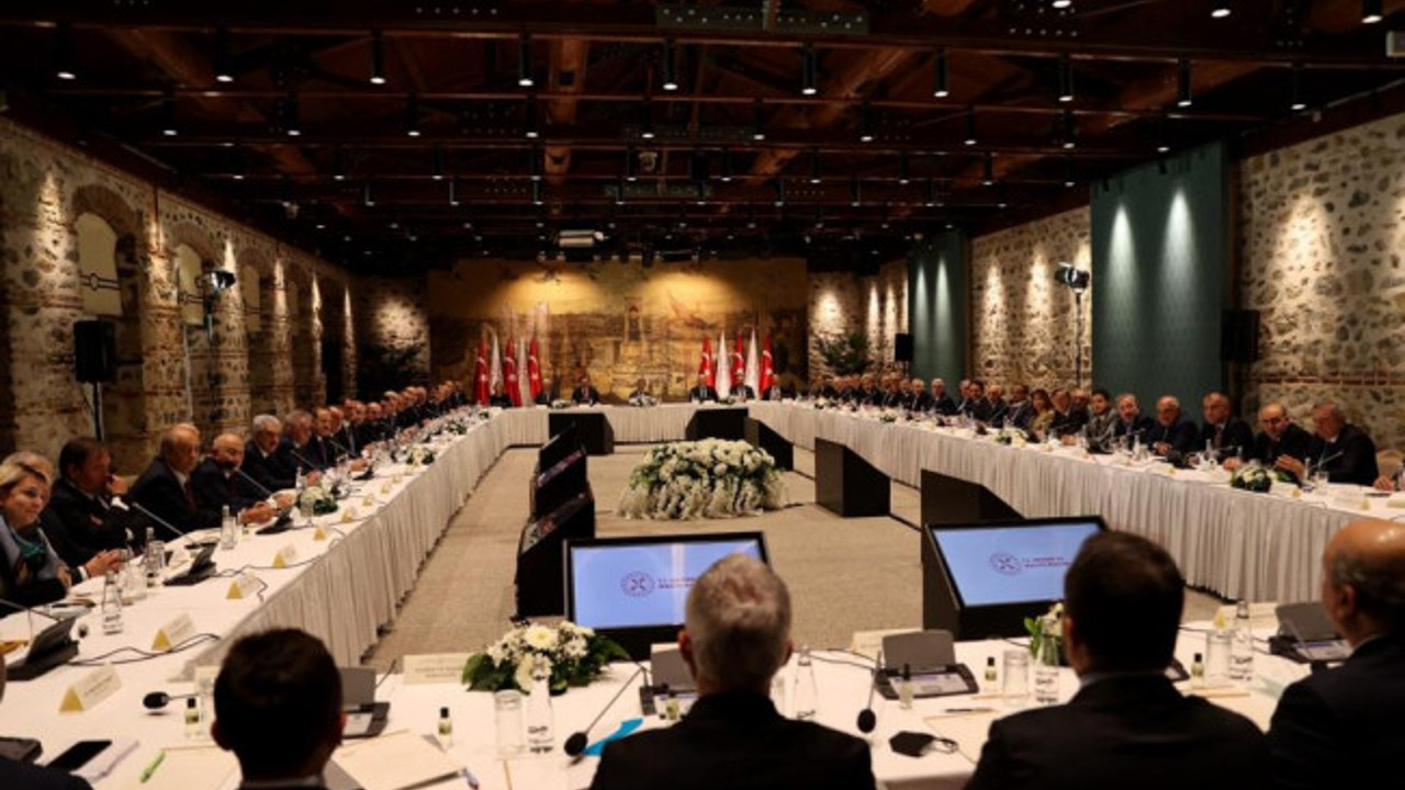 Hazine Bakanı Nureddin Nebati, iş dünyası temsilcileriyle buluştu