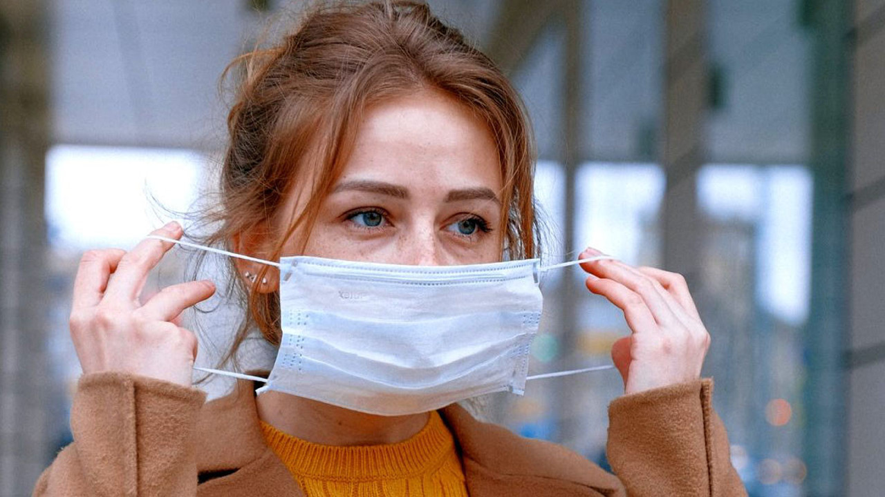 Kuzey İrlanda'da korona virüs için yeni adım