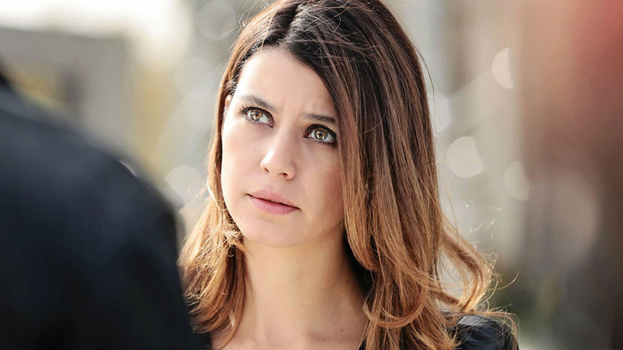 Beren Saat’in yeni imajı Selena Gomez’e benzetildi