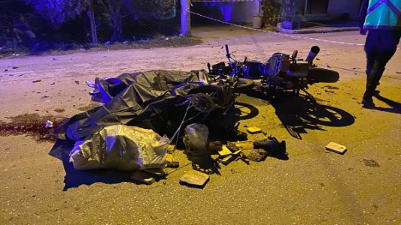 Antalya'da motosikletler çarpıştı, 2 sürücü hayatını kaybetti