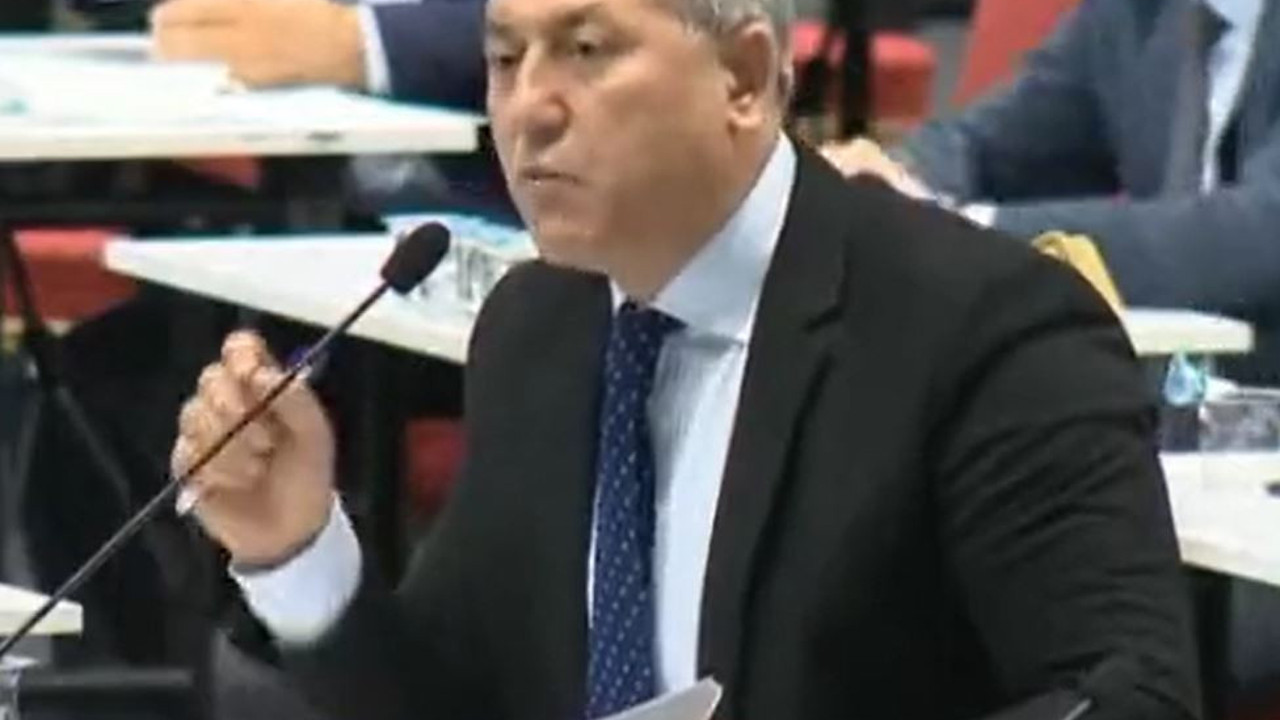 AKP Grup Sözcüsü Faruk Akkuş FETÖ'nün ağzıyla suçladı. Yunan kazansaydı diyeni üstat görenler Türkan Saylan'a saldırdı