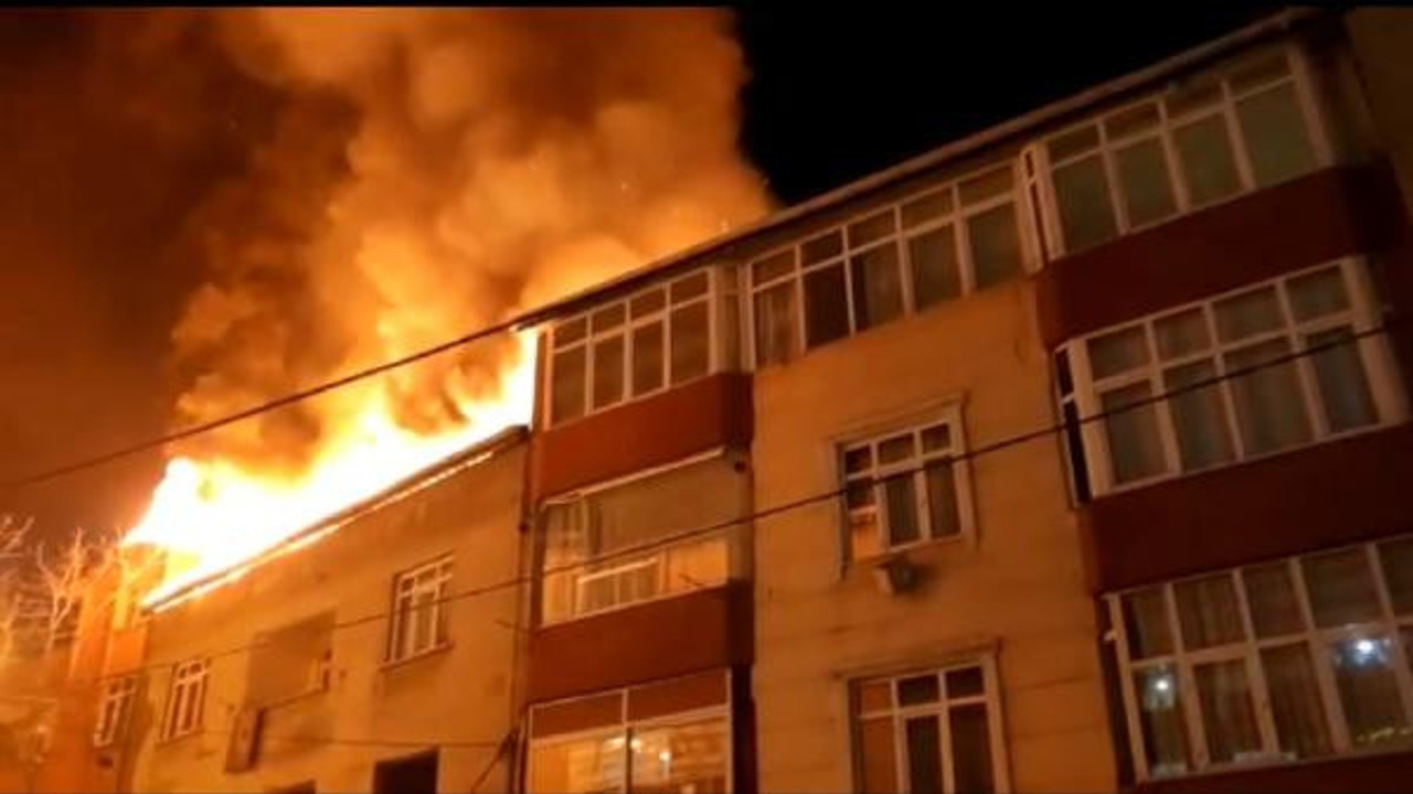 Cayır cayır yanan binaya girip 4 çocuğun hayatın kurtardı