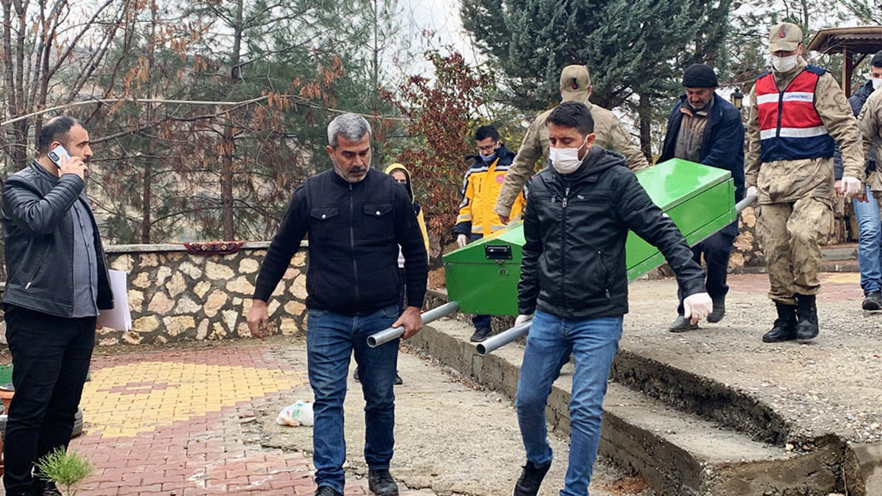 Villada esrarengiz ölüm