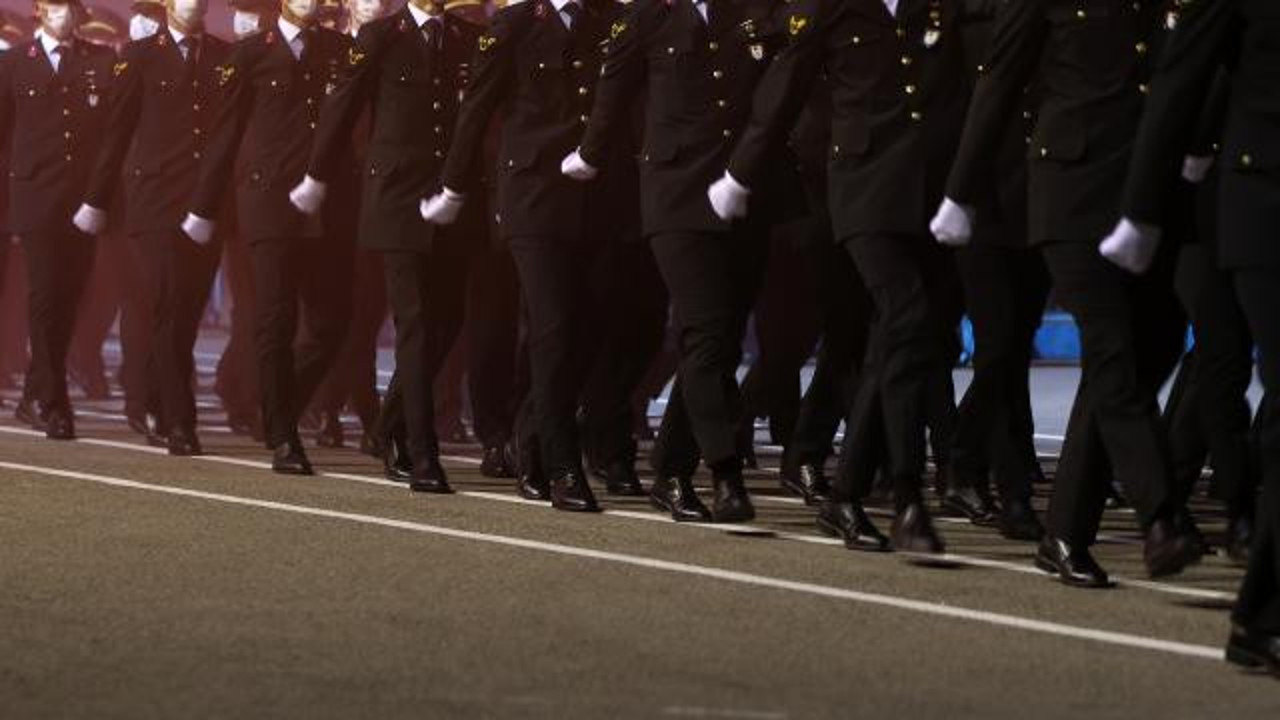 Jandarma ve Sahil Güvenlik Komutanlıklarına subay alınacak