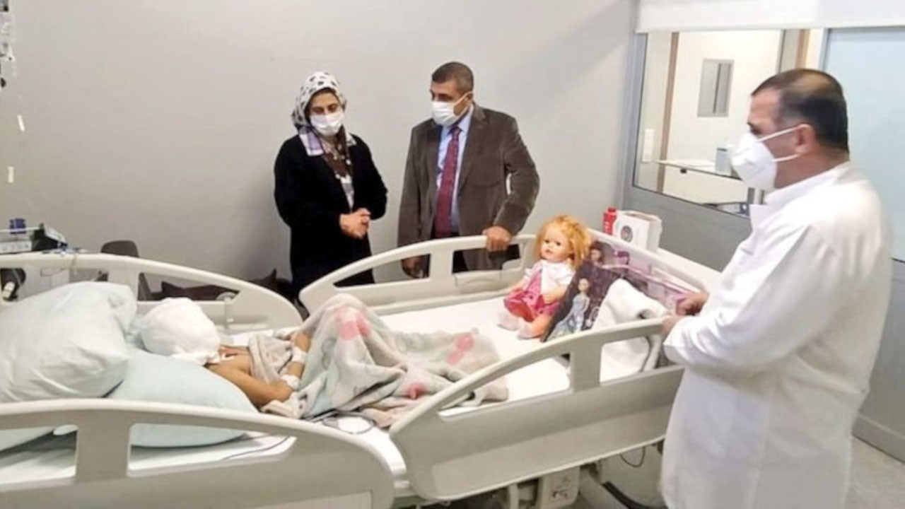 Antep'te 2 pitbullun saldırdığı çocuk Antalya'ya sevk edildi