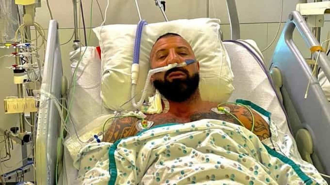 Aşı karşıtı boksör koronadan öldü