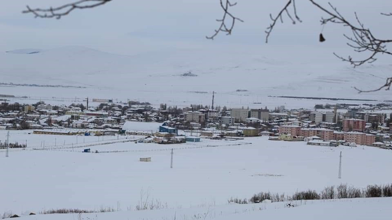 -30 dereceyle Türkiye'nin Sibiryası oldu. Evlerde sular bile dondu
