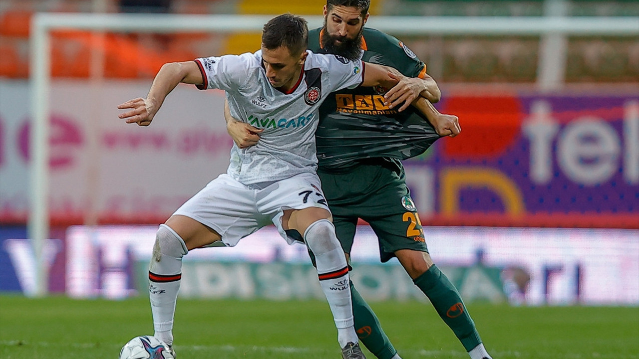 Alanya’da puanlar paylaşıldı. Volkan Demirel yine yenilmedi