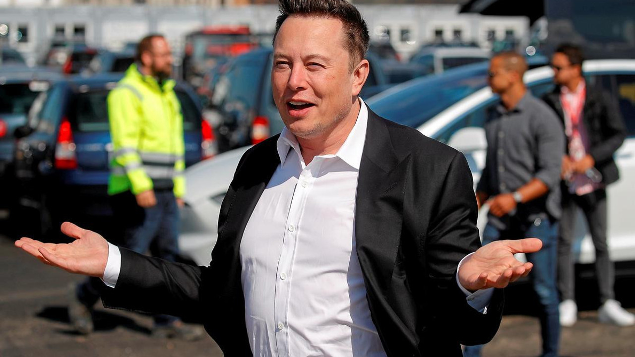 Elon Musk Bitcoin’in kurucusu Nakamoto’nun kimliğini açıkladı. Yıllardır herkes bu ismin kim olduğunu merak ediyordu