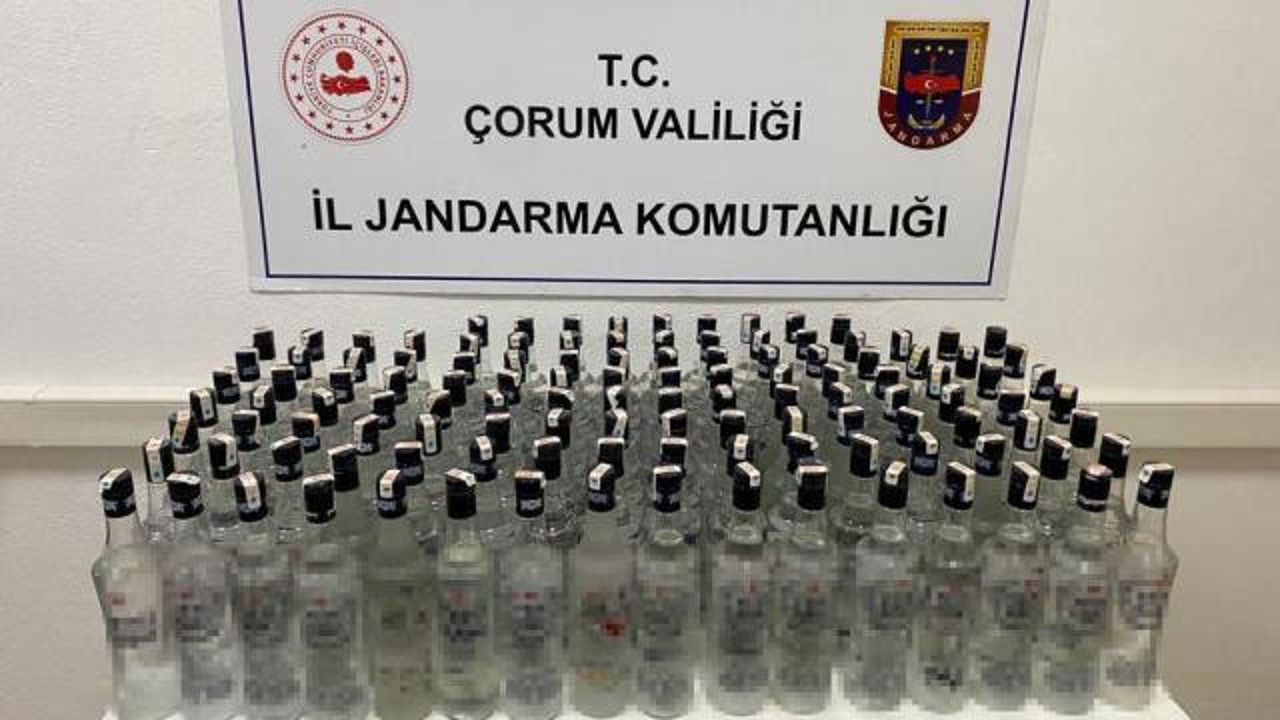 Çorum'da 123 şişe sahte içki ele geçirildi