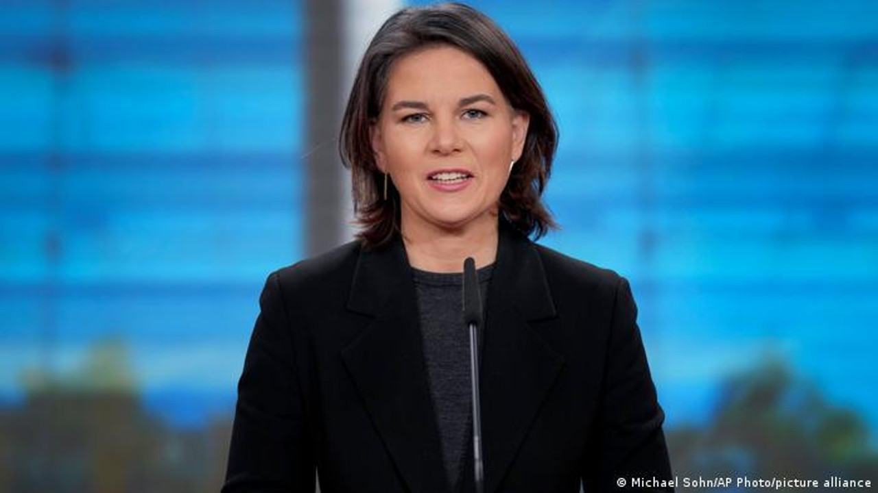 Seçimlerden önce açıklamıştı ‘Hükümette görev alırsam eşim işini sürdüremez’