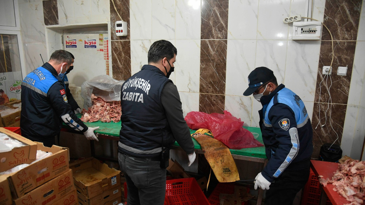 Piyasaya sürülecekken yakalandı. Hepsi vatandaşa yedirilecekti