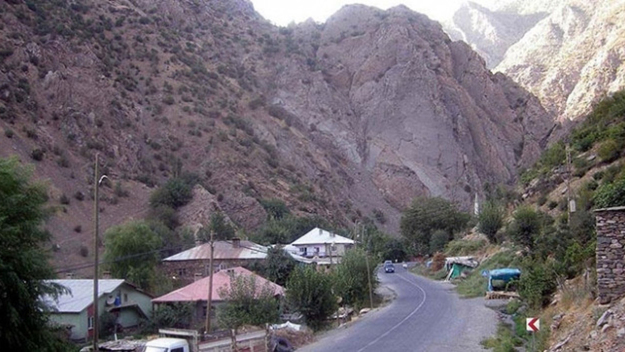 Son dakika Son dakika Bitlis’te bazı bölgeler geçici özel güvenlik bölgesi ilan edildi