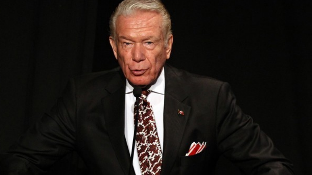 Koronaya yakalanan Uğur Dündar canlı yayında son durumunu anlattı