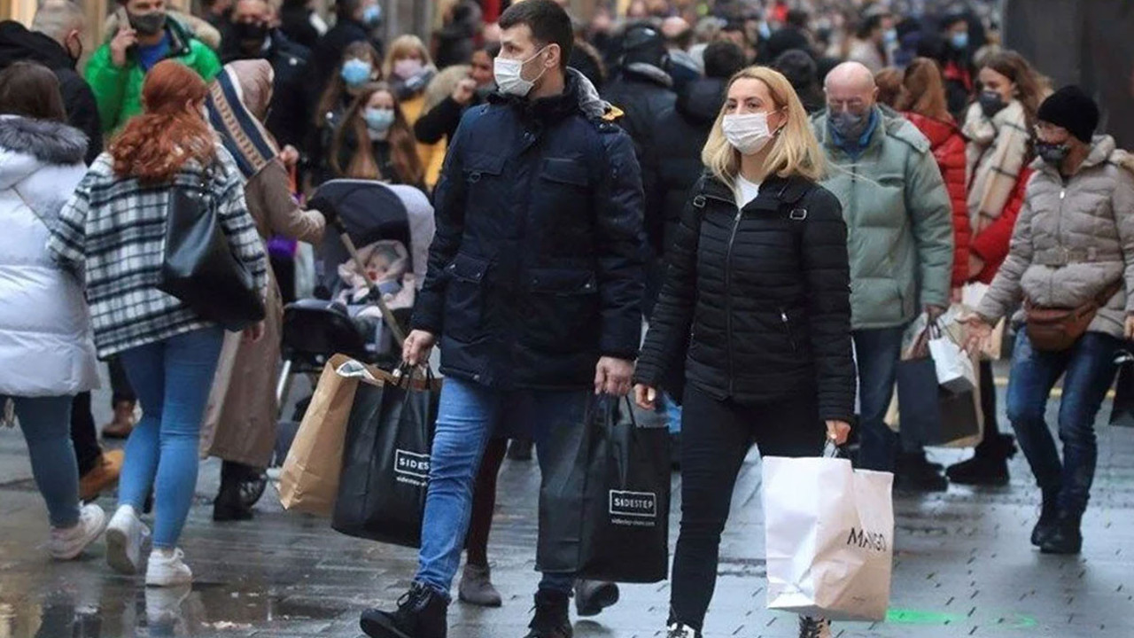 Almanya'da hatırlatma dozu olmayanlara kısıtlama