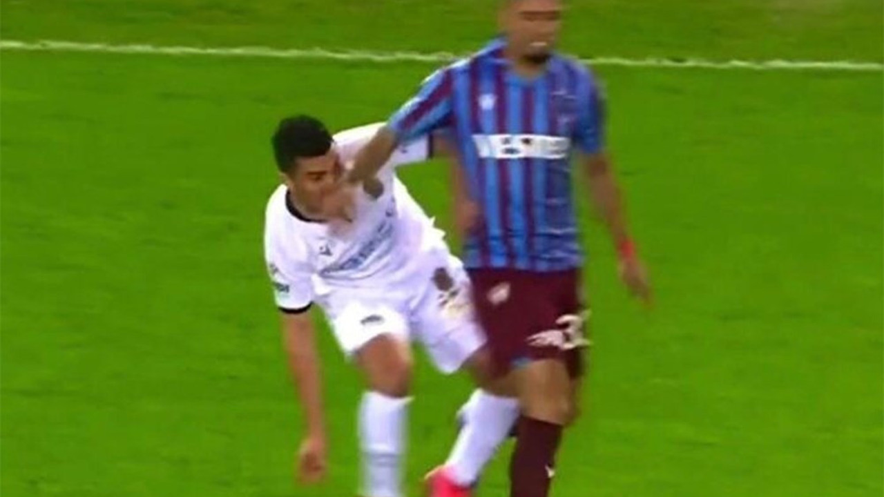 Trabzonspor - Yeni Malatyaspor maçında bir Süper Lig rezaleti. Hakem hem Trabzon’u hem Malatya’yı yedi