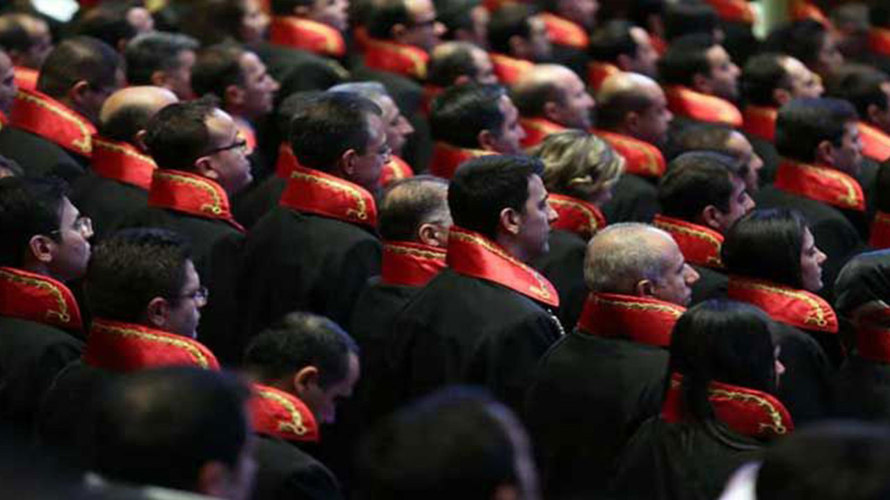 Hakim ve savcıların görevde yükselme kararları Resmi Gazete'de yayımlandı