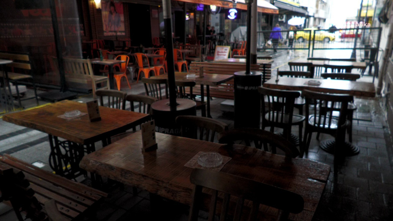 Alkole gelen zamlar esnafı vurdu! Kafe barlar boş kaldı