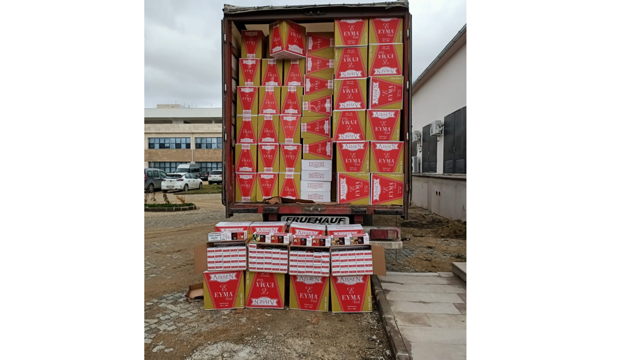 Afyonkarahisar'da milyonlarca makaron ele geçirildi