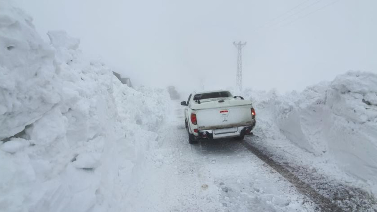 O şehrimizde kar kalınlığı 4 metre