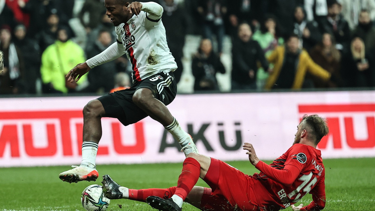 Beşiktaş Gaziantep maçında neler oluyor neler - İnönü'den canlı