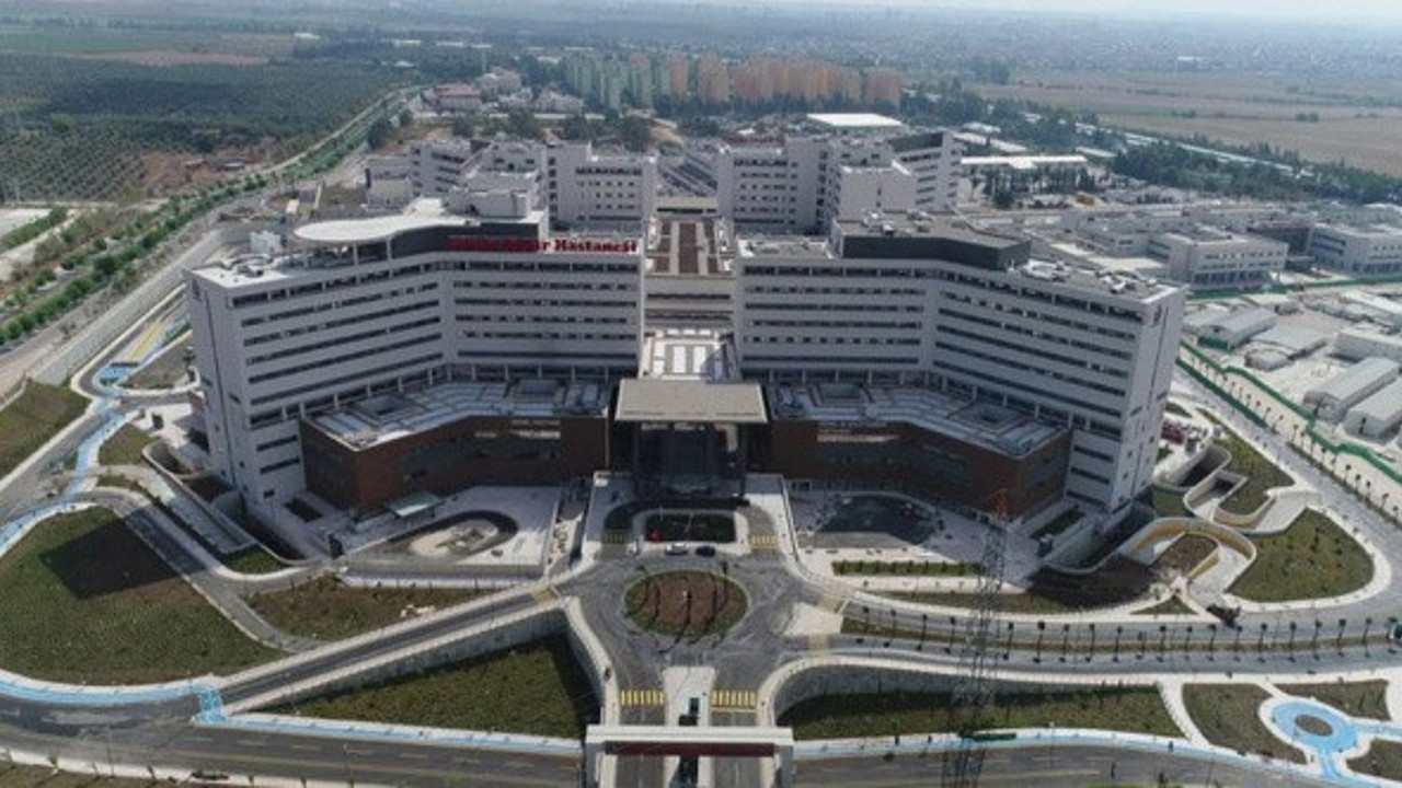 Hazine garantili şehir hastanelerinin gizlenen sözleşmeleri ortaya çıktı