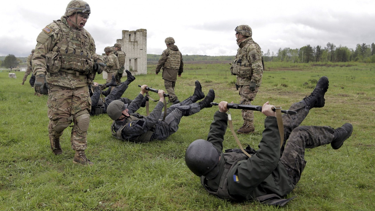 ABD, Ukrayna askerlerini Rusya'ya karşı eğitiyor