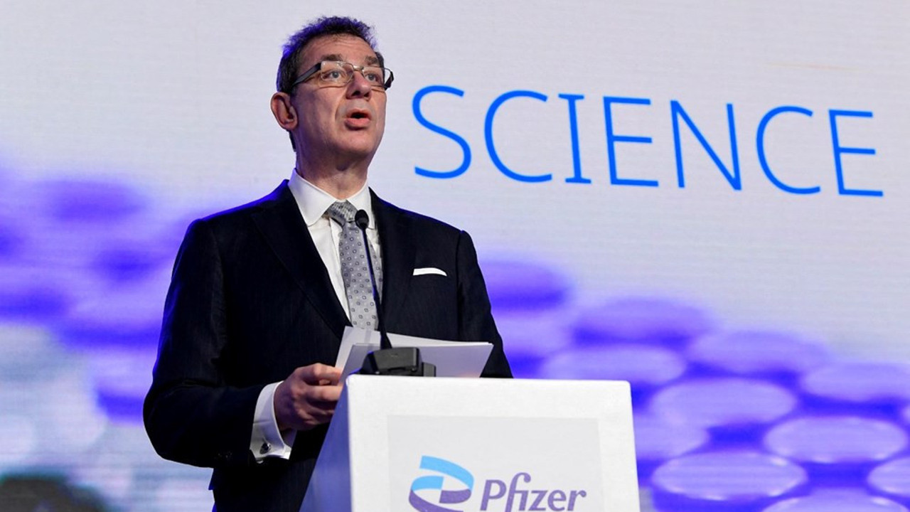 Pfizer'in CEO'sundan bir iyi bir de kötü haber