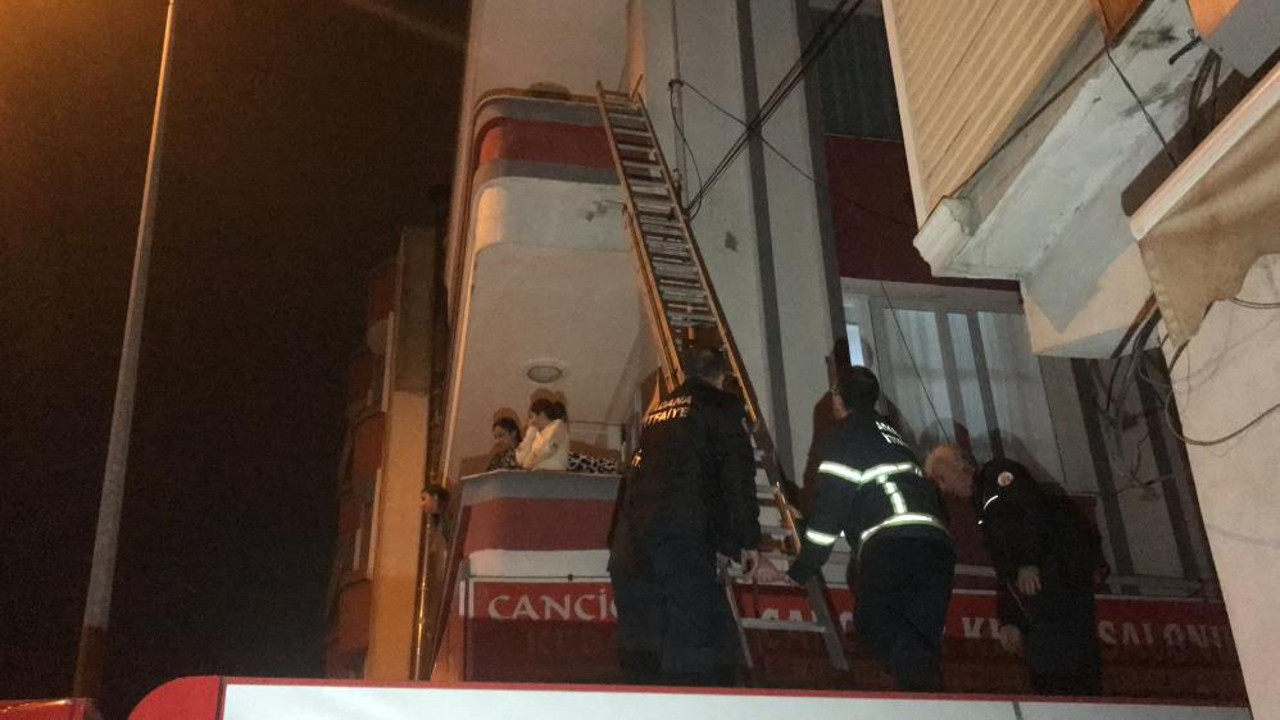 10 yaşındaki çocuk polis ve itfaiyeyi alarma geçirdi