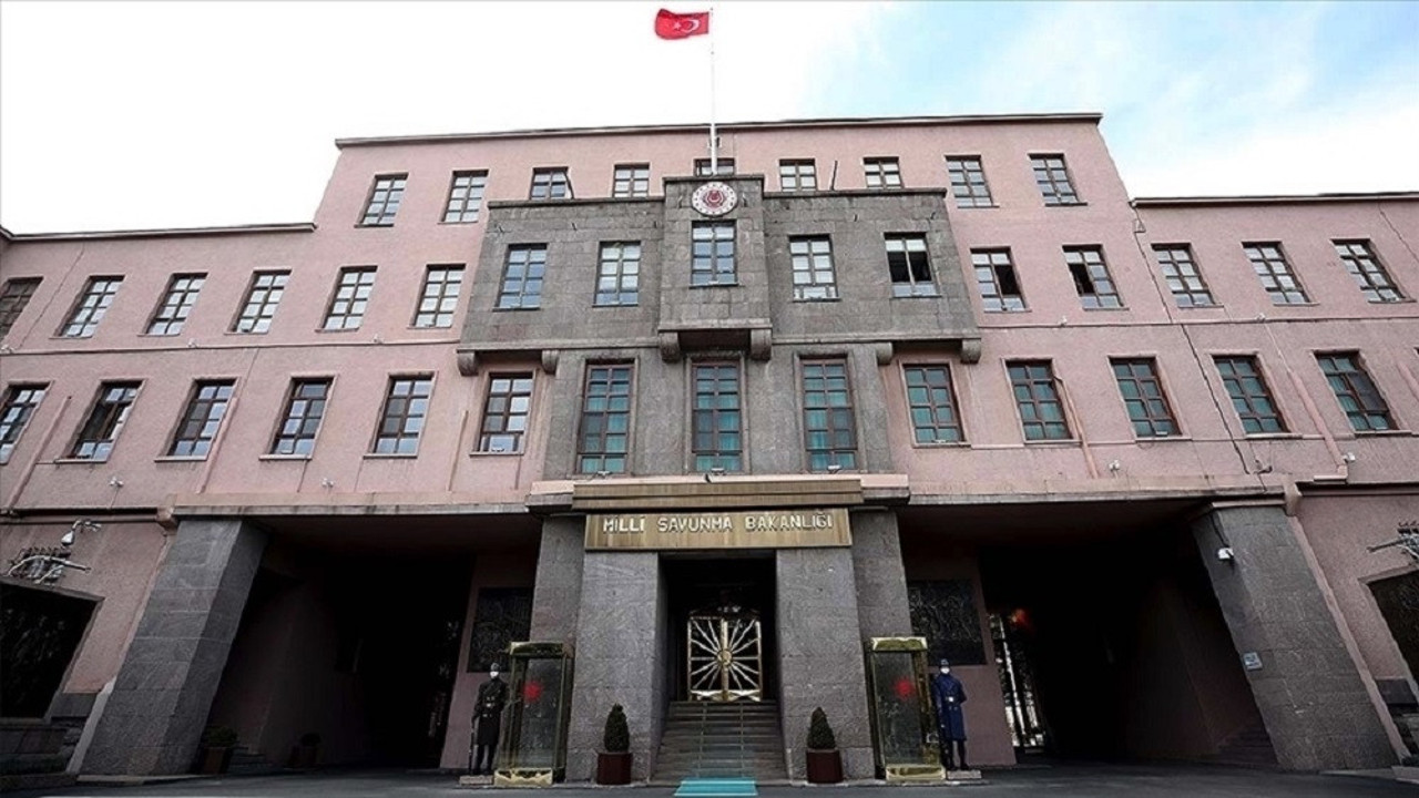 MSB'den flaş duyuru: 4 bin 500 personel alınacak