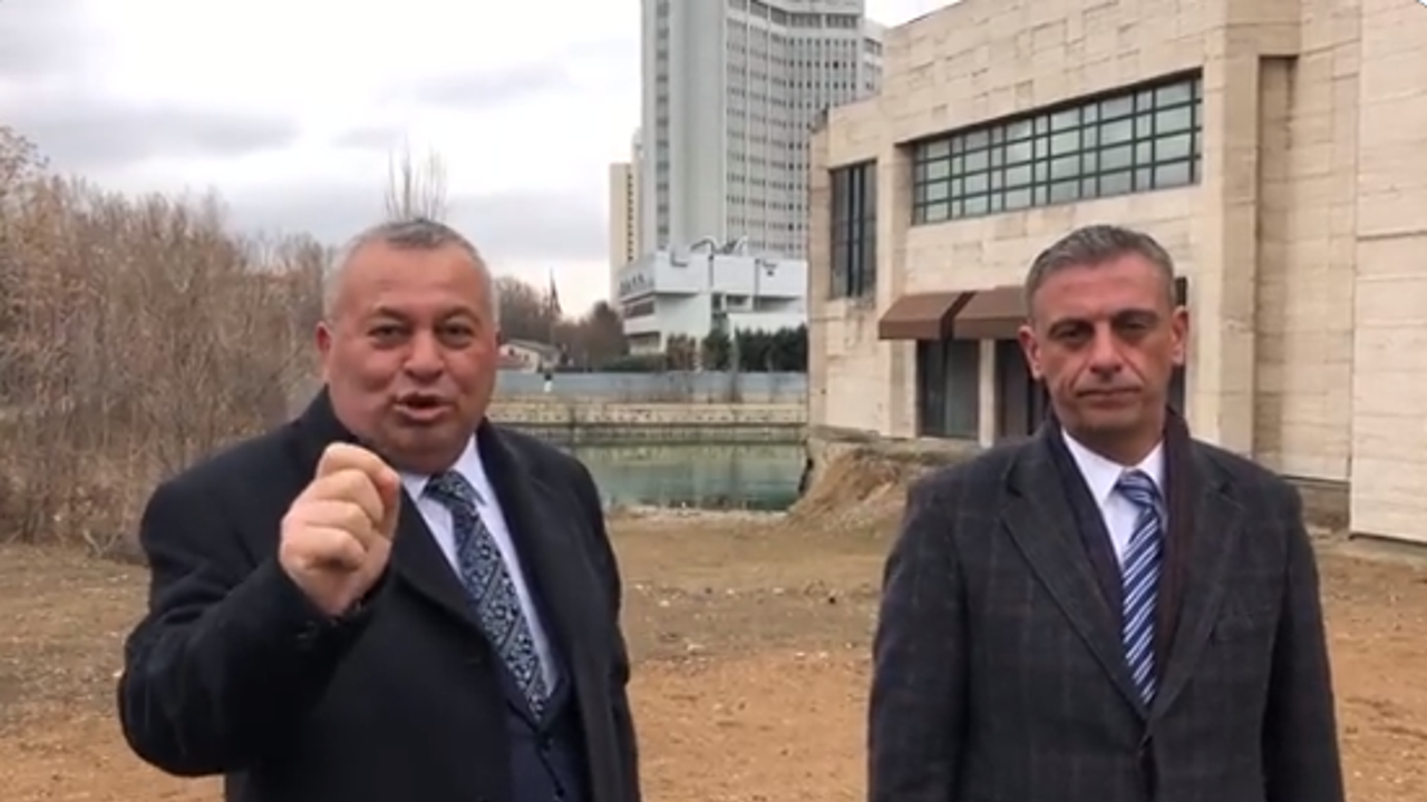 Cemal Enginyurt Demokrat Parti Genel Merkezi'nin son haline isyan etti