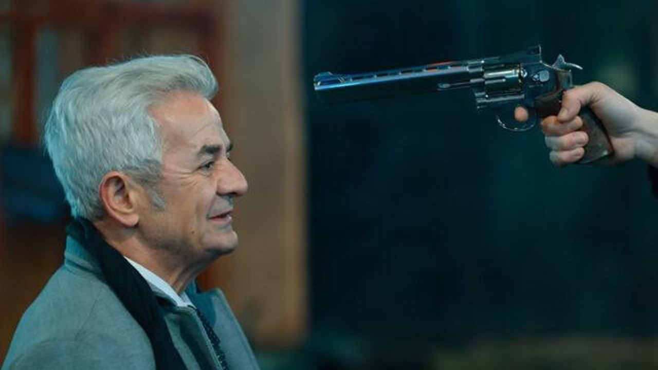 Üç Kuruş dizisinde sürpriz ayrılık! Ünlü oyuncu böyle veda etti!