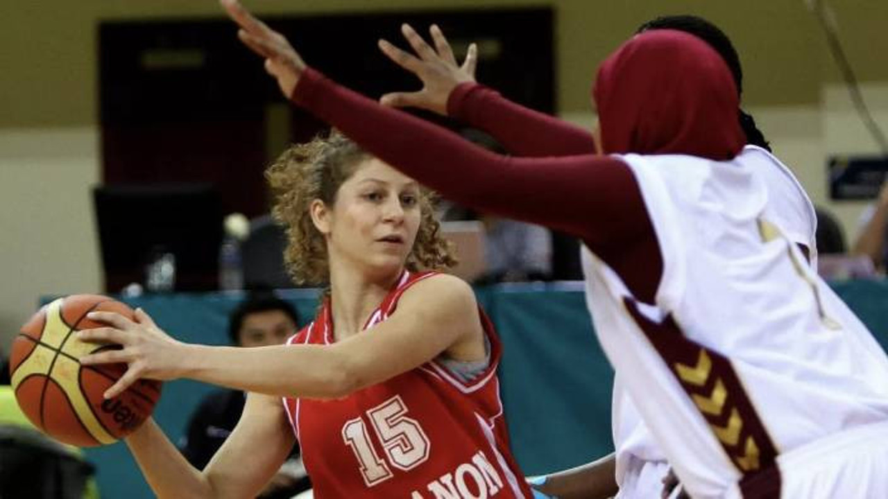 Fransa Senatosu kabul etti spor müsabakalarında başörtüsü yasaklandı