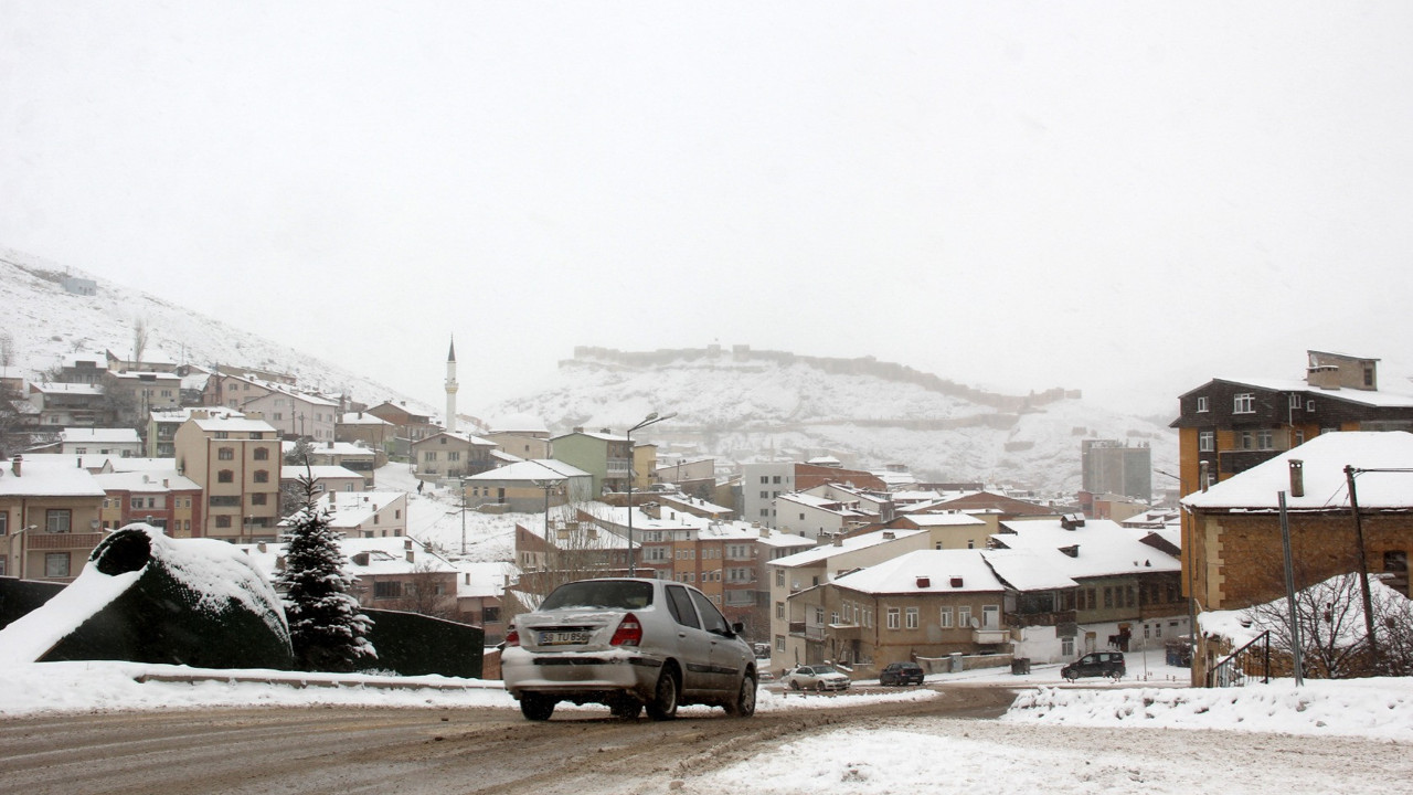 Bayburt'ta eğitime kar tatili