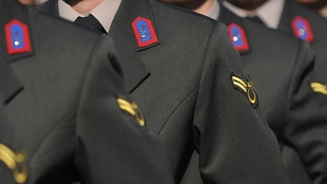 İstihbarat Başkanlığı’nın odalarında zikir çeken rütbeliler kim