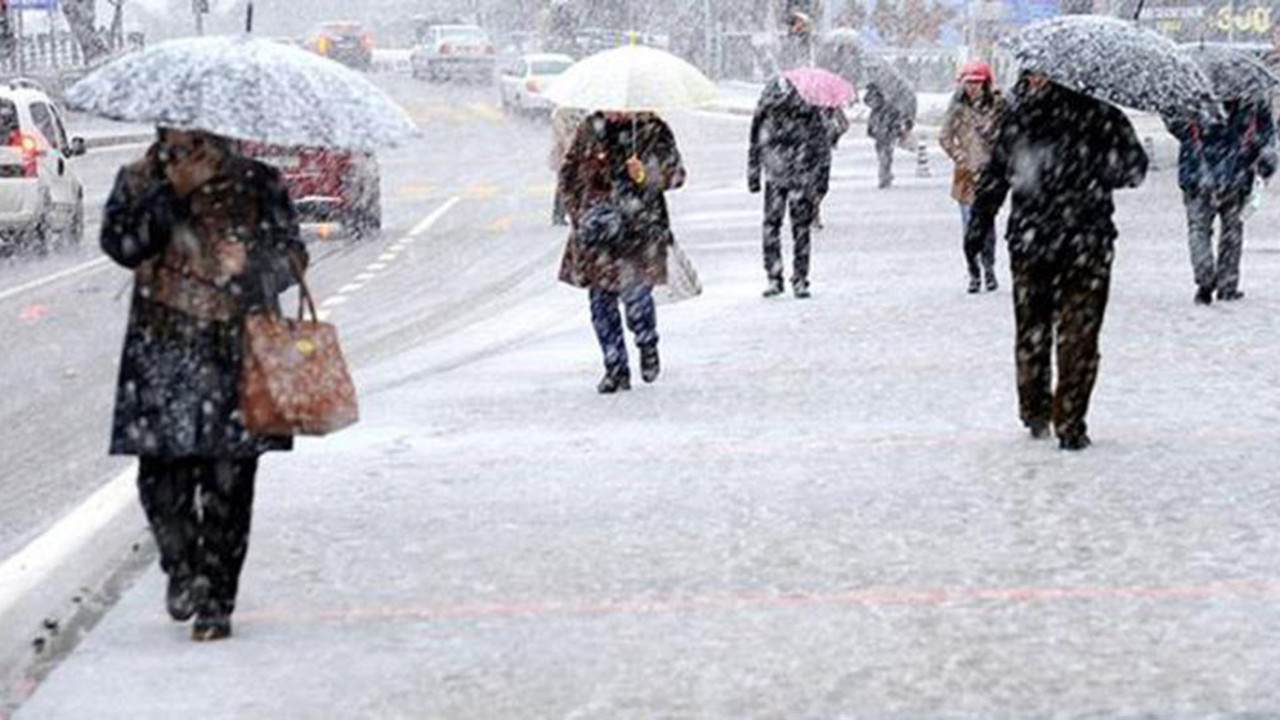 İşte kar yağışı nedeniyle kamu çalışanlarının izinli olduğu iller