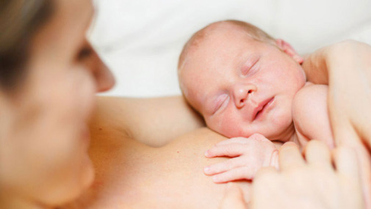 Bebeğinizle ten tene temas kurun