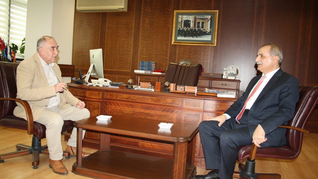 İYİ Parti İstanbul Milletvekili Ahmet Çelik: İYİ Parti CHP ile ittifak kurmaya mecbur değildir