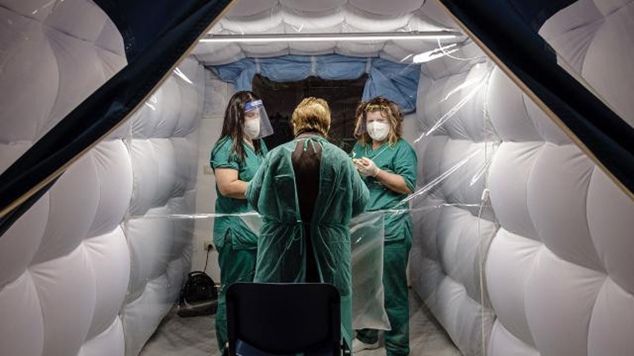 İtalya'da vaka sayılarında yeni gelişme