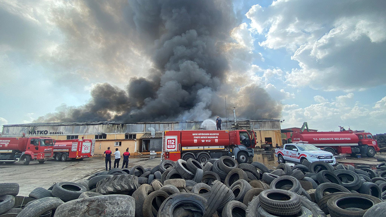 Fabrikalardaki yangın sonrası 'zehir' tehlikesi: İçme suyuna bile giriyor